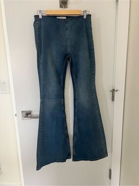 Women's Dark Blue Flared Jeans - Free People Brand New
